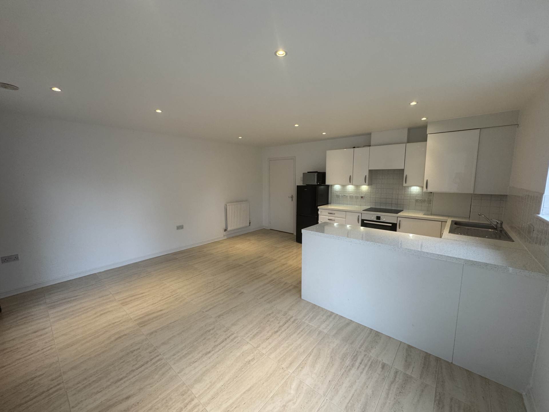 Whitehall Close, Borehamwood, Image 3