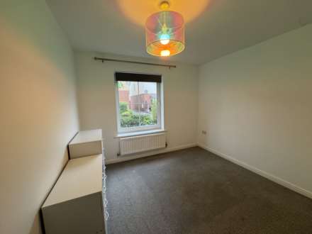 Whitehall Close, Borehamwood, Image 10