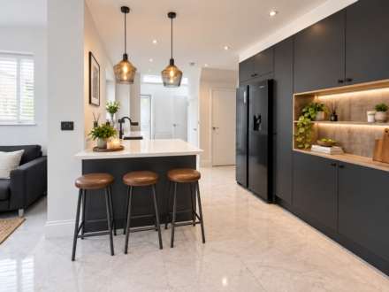 Thornbury Gardens, Borehamwood, Image 1