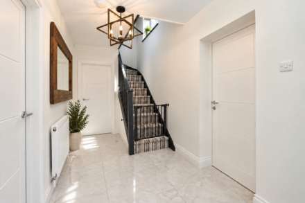 Thornbury Gardens, Borehamwood, Image 6