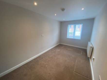 Coleridge Way, Borehamwood, Image 12