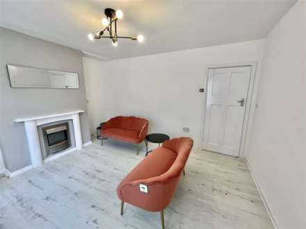 Austrey, Beeston, Image 2