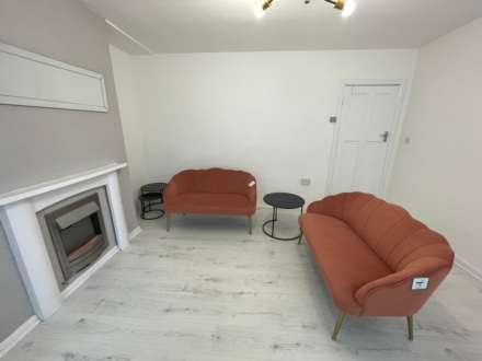 Austrey, Beeston, Image 3