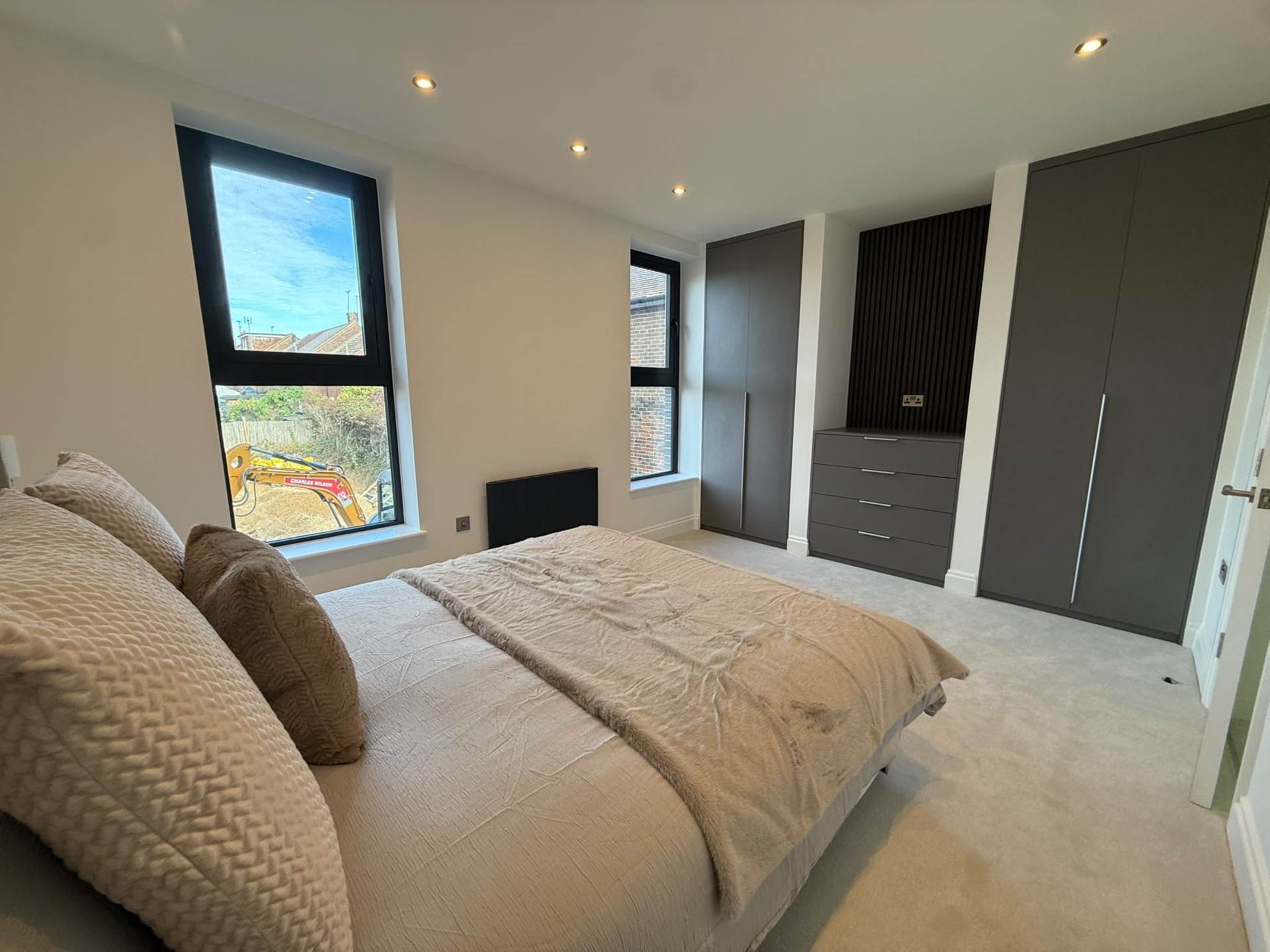 Aycliffe Road, Borehamwood, Image 7