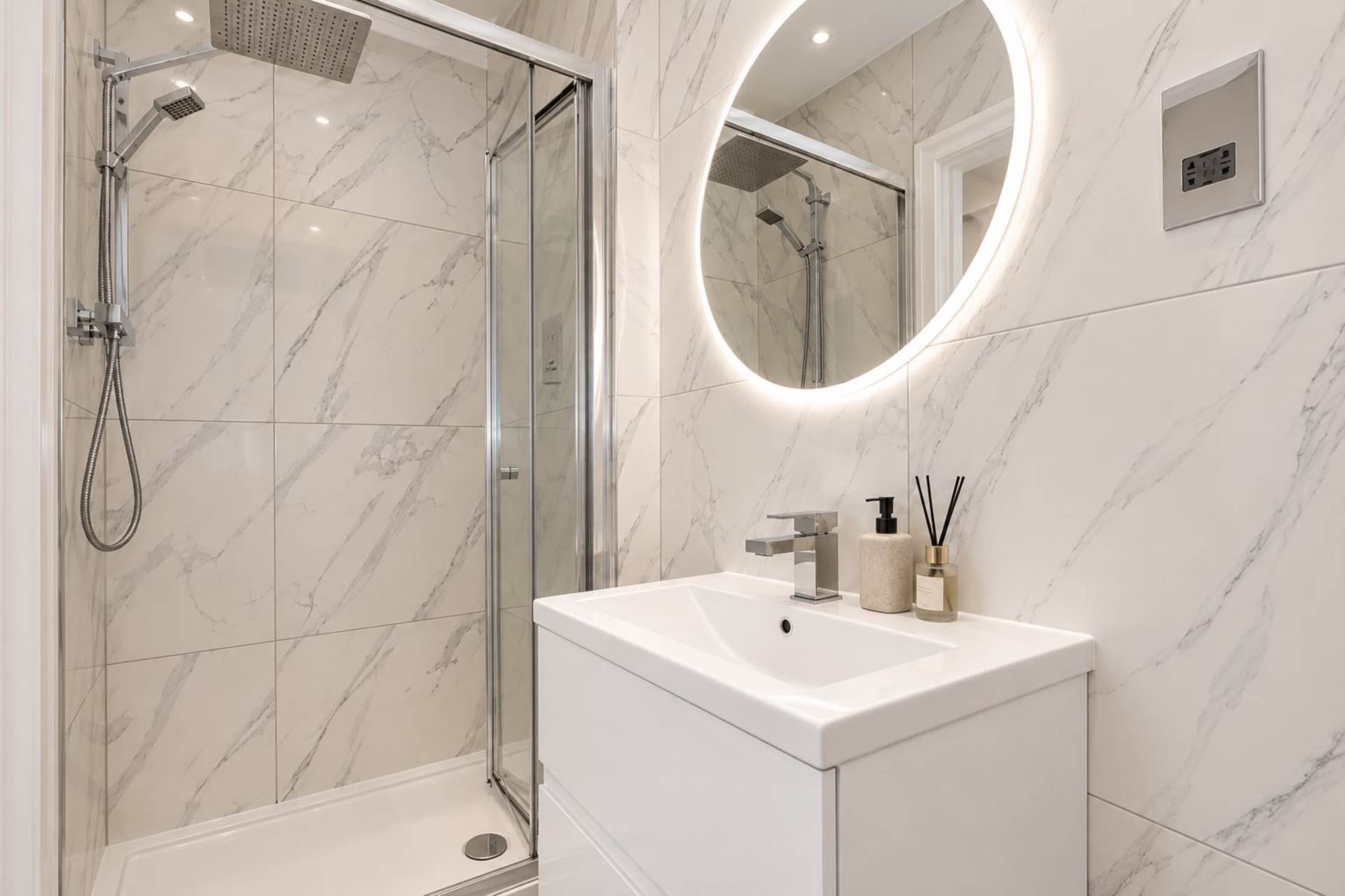 Chaucer Grove, Borehamwood, Image 10