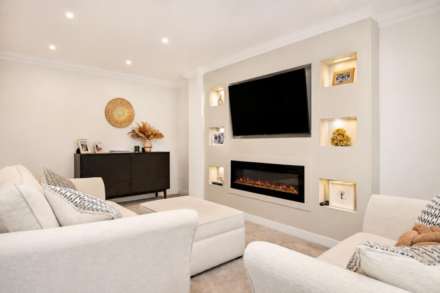 Chaucer Grove, Borehamwood, Image 3