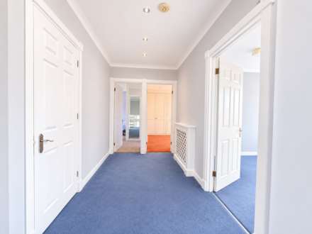 Sheraton Close, Elstree, Image 10