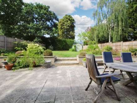 Grange Road, Borehamwood, Image 10