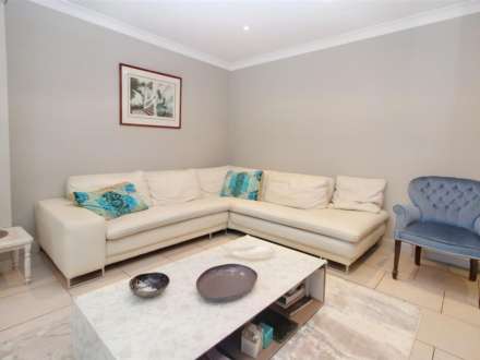 Grange Road, Borehamwood, Image 14