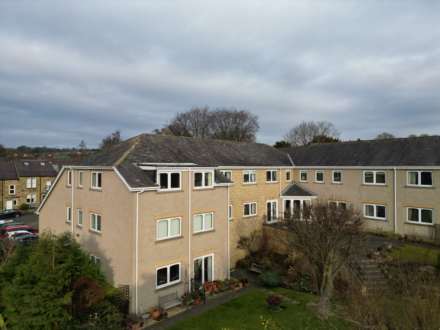 2 Bedroom Apartment, Windsor Court, Corbridge