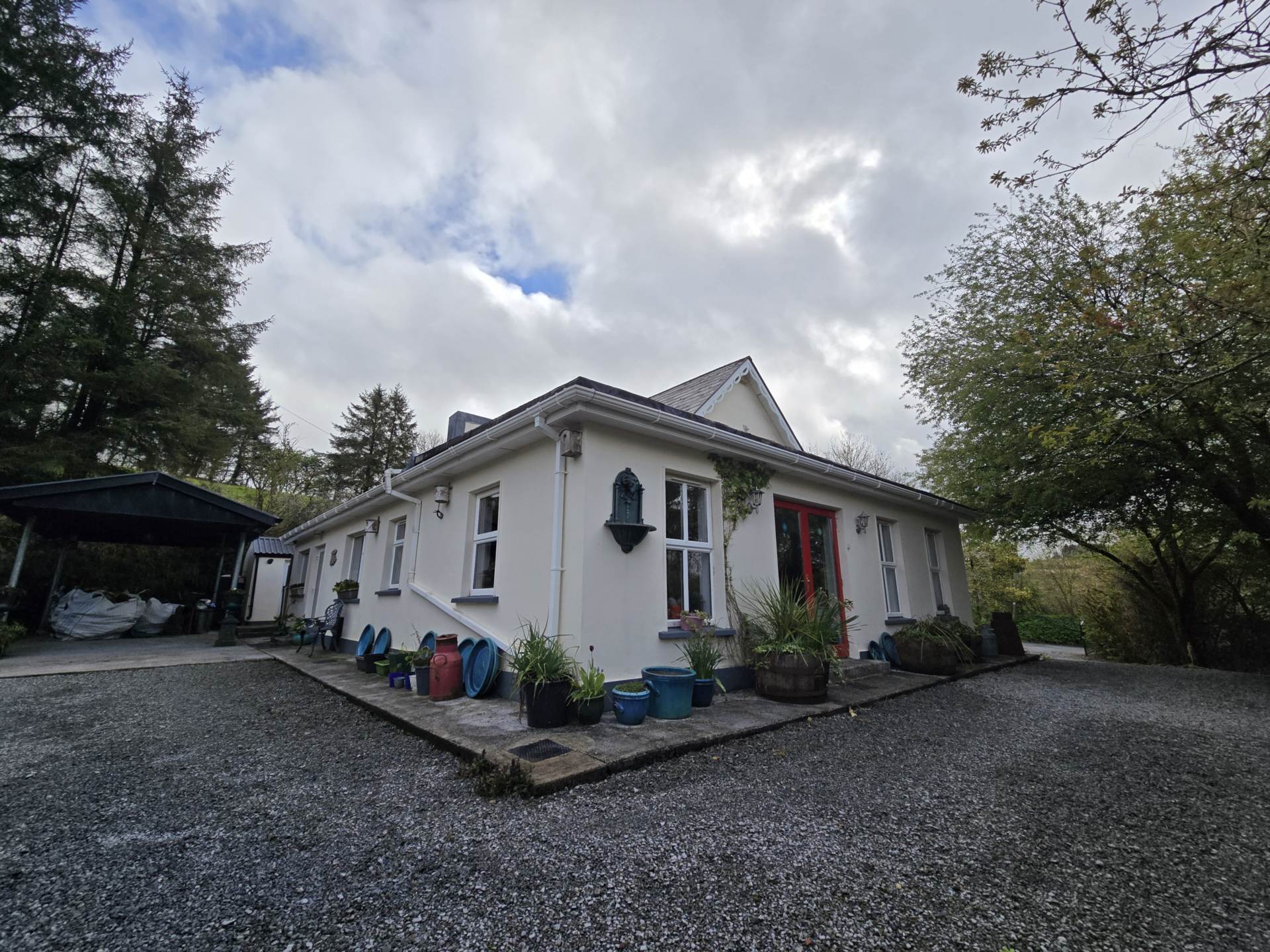 Underhill, Rockhill West, Rockchapel, Mallow, Co. Cork P51 T0V1, P51 T0V1 Underhill, Rockhill West, Rockchapel, Mallow, Co. Cork P51 T0V1, P51 T0V1