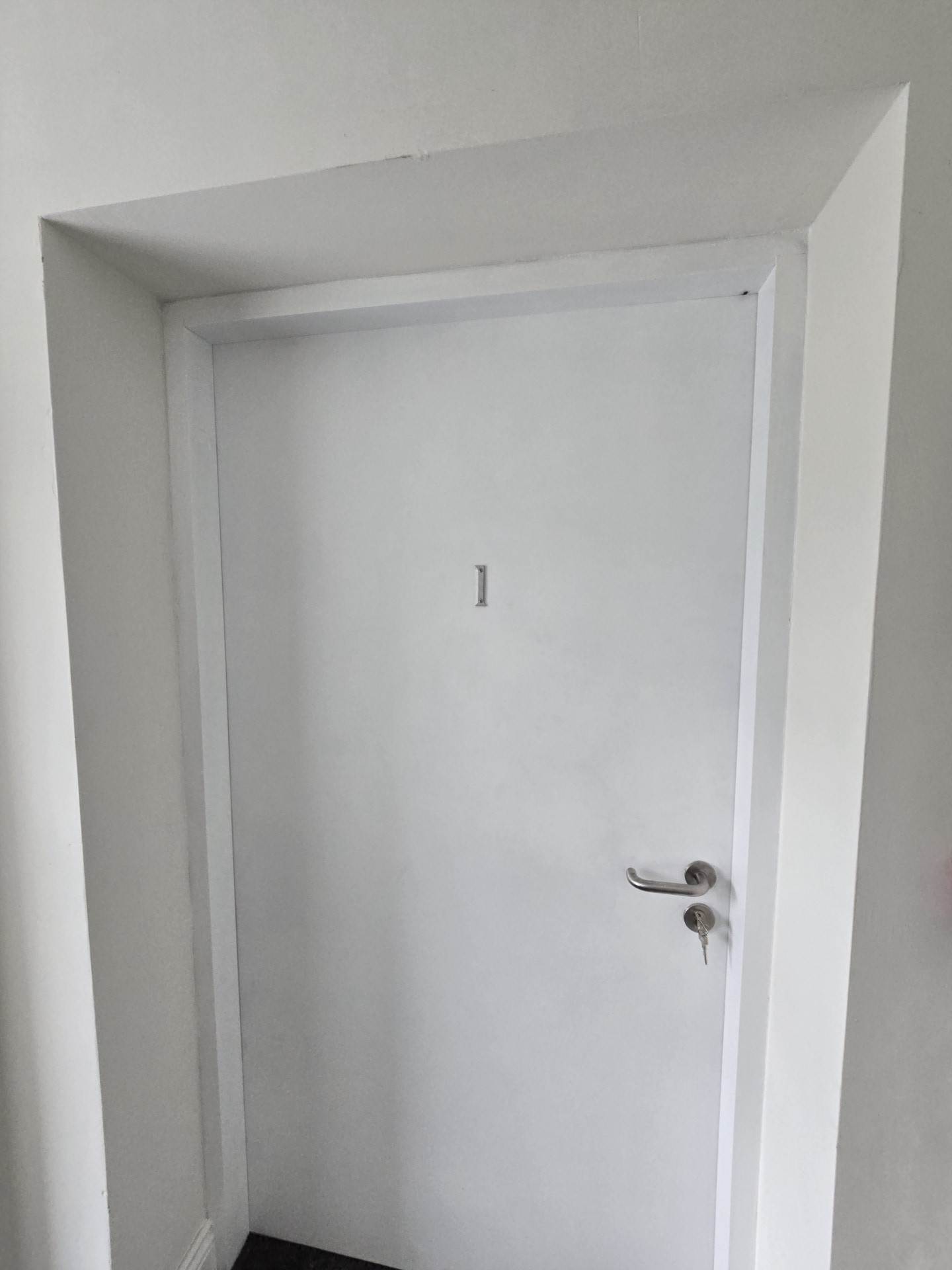 Apartment 1 – 38 Main Street, Castleisland, Co. Kerry Apartment 1 – 38 Main Street, Castleisland, Co. Kerry