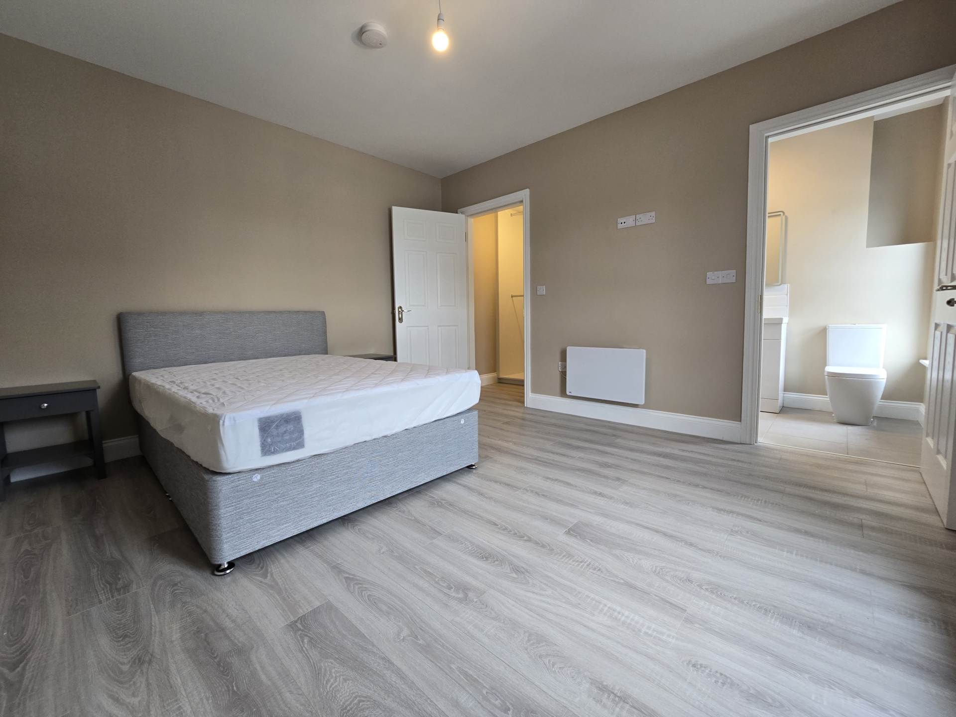 Apartment 2 – 38 Main Street, Castleisland, Co. Kerry Apartment 2 – 38 Main Street, Castleisland, Co. Kerry