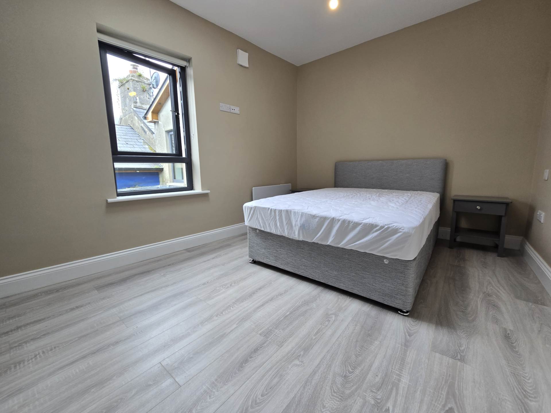 Apartment 2 – 38 Main Street, Castleisland, Co. Kerry Apartment 2 – 38 Main Street, Castleisland, Co. Kerry