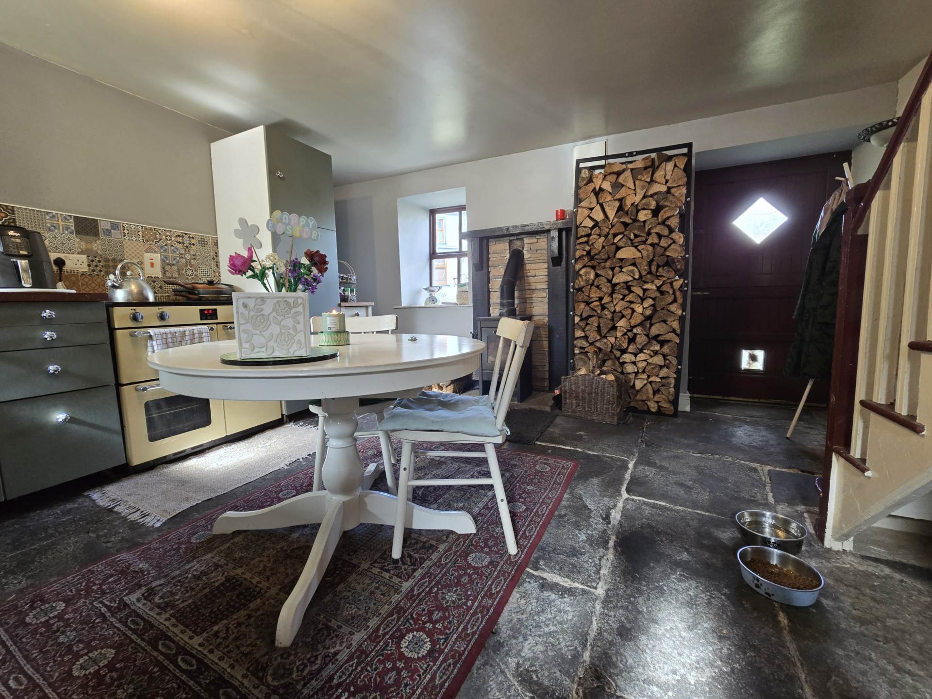 Lár an bhaile, Knocknagoshel, Co. Kerry V92 F785