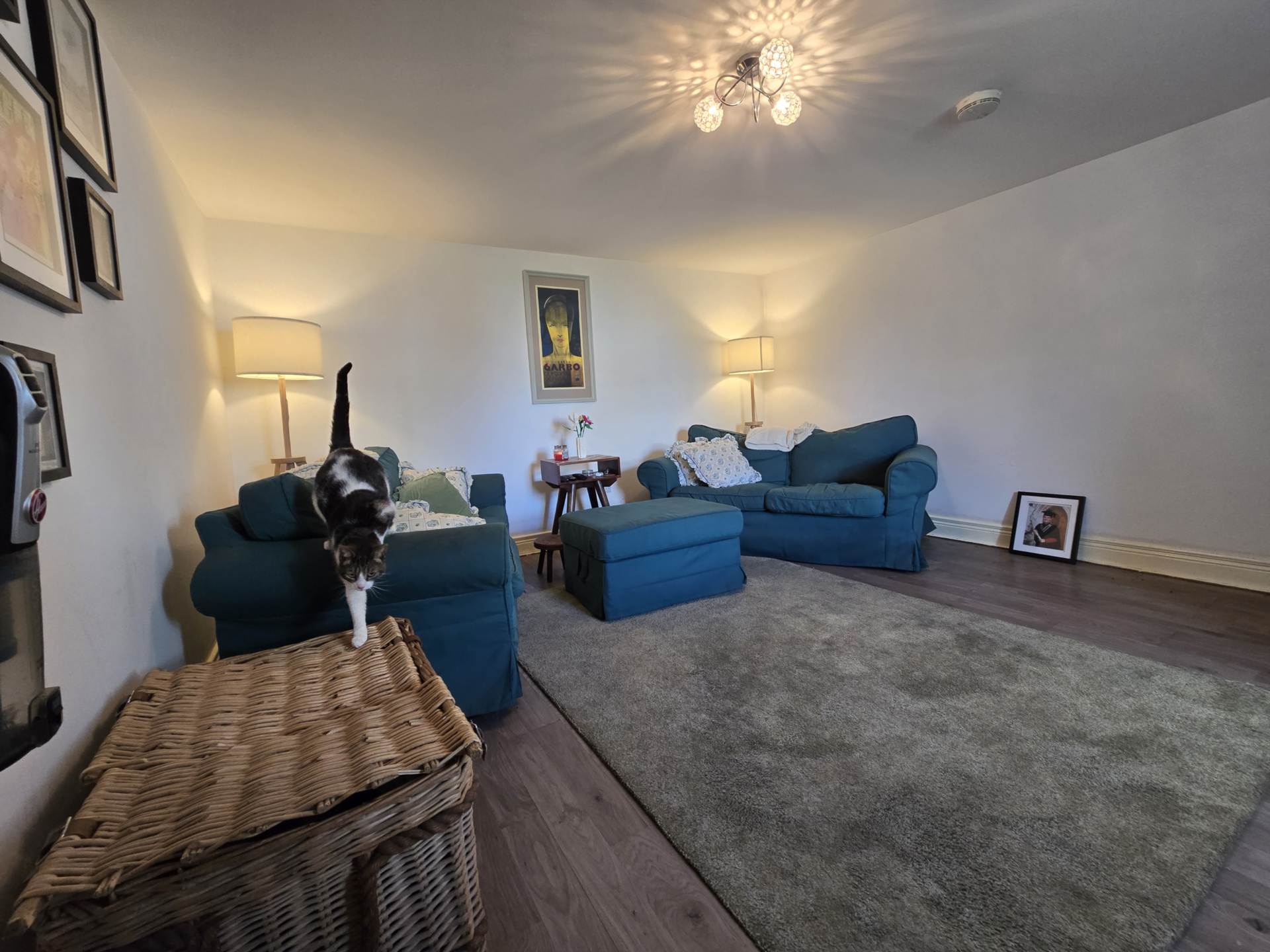 Lár an bhaile, Knocknagoshel, Co. Kerry V92 F785