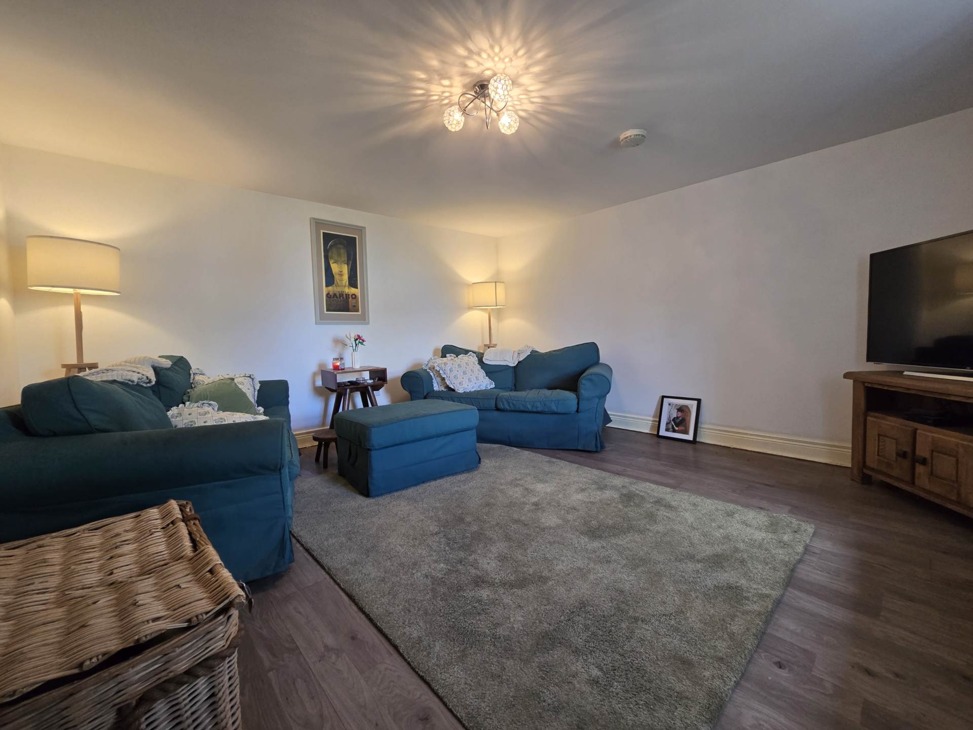 Lár an bhaile, Knocknagoshel, Co. Kerry V92 F785