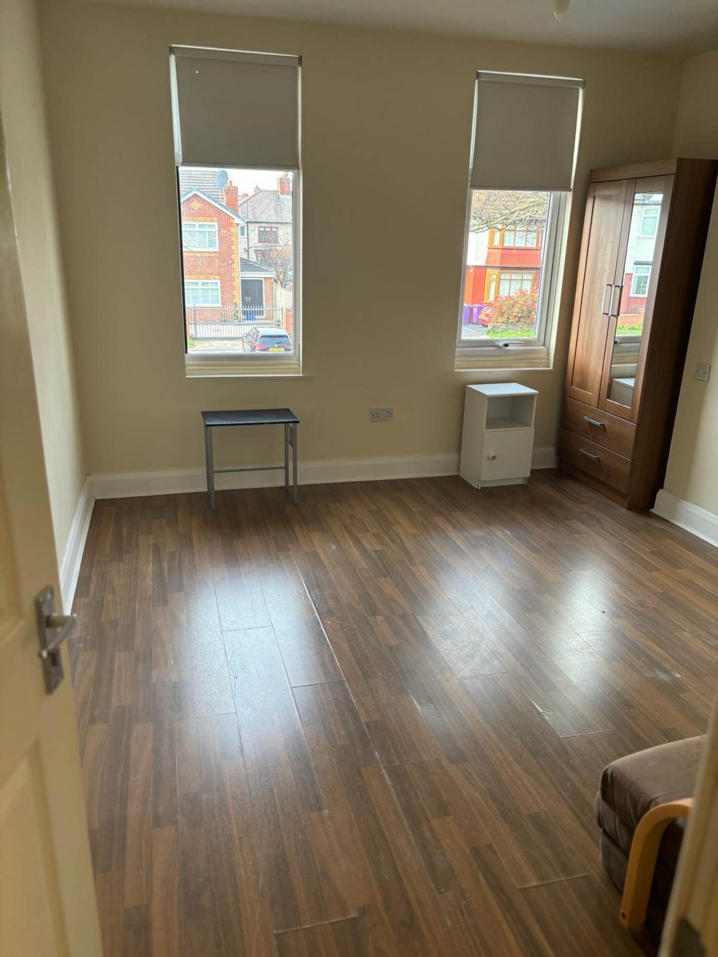 Property To Rent Queens Drive, Mossley Hill Marshall Property (ID