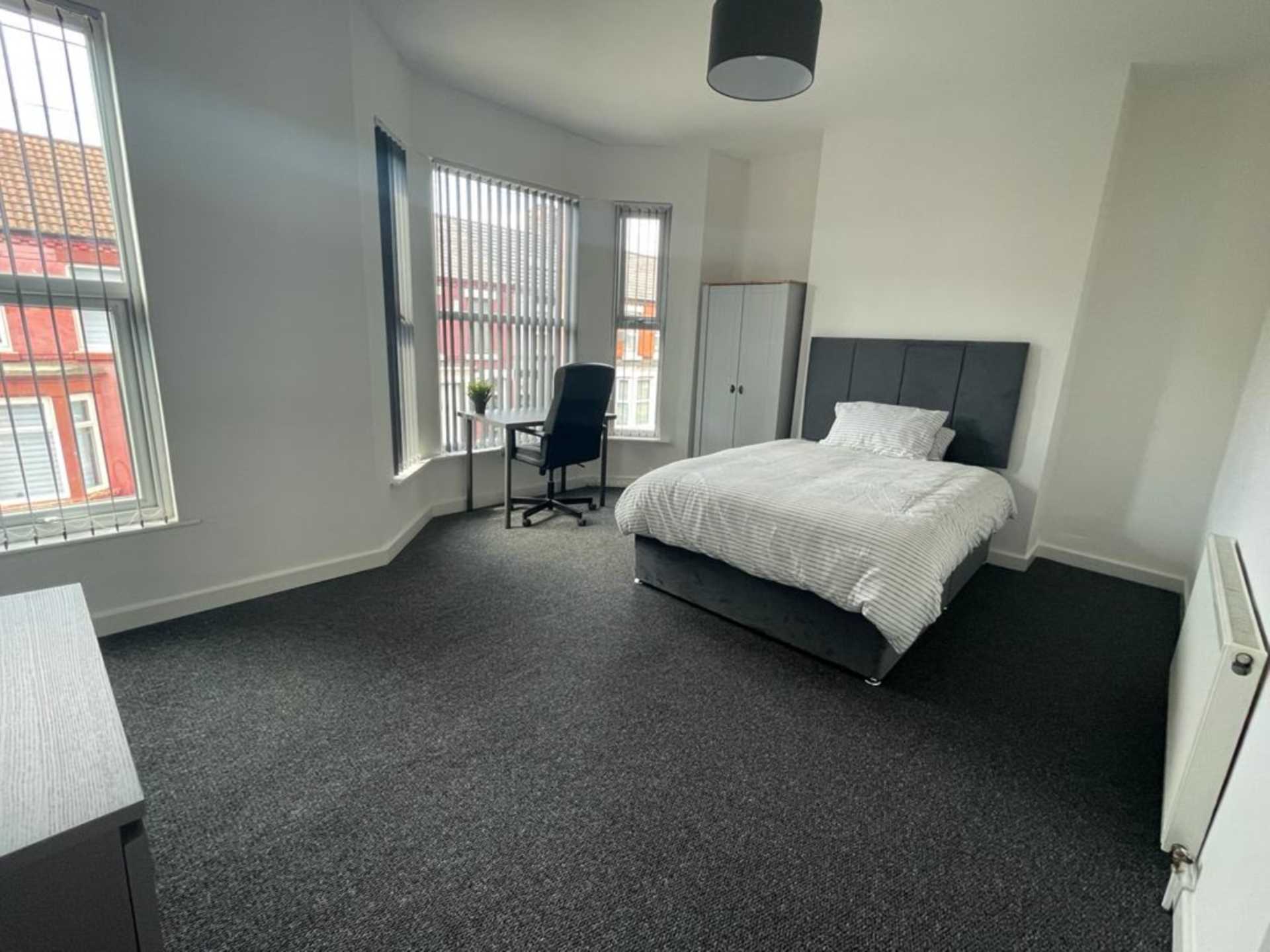 Thornycroft Road, Wavertree - 2 ROOMS AVAILABLE - STUDENTS/PROFESSIONALS, Image 1