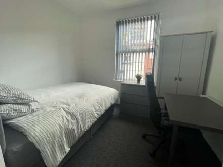 Thornycroft Road, Wavertree - 2 ROOMS AVAILABLE - STUDENTS/PROFESSIONALS, Image 9