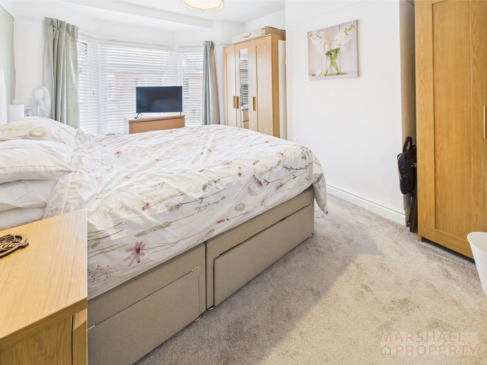 Duncombe Road South, L19, Image 20