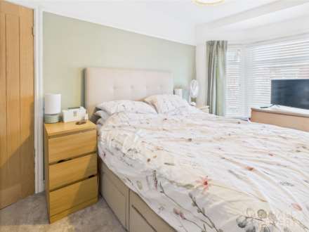 Duncombe Road South, L19, Image 21