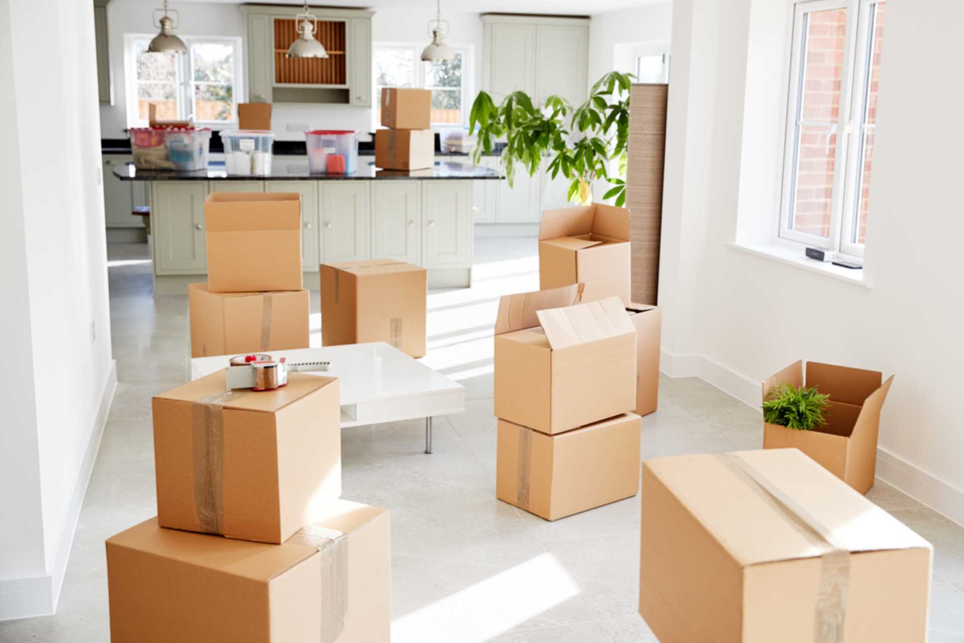 Ten tips on how to move home, Stress free!