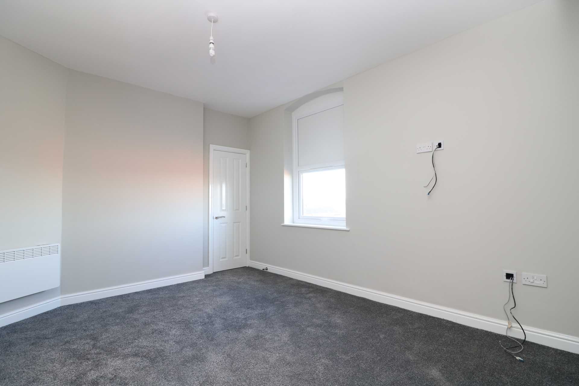 Apartment - Mersey View, Image 2