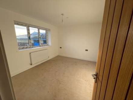 Half Moon Court, Paignton, Image 10