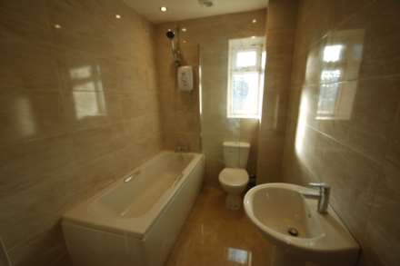 Half Moon Court, Paignton, Image 6