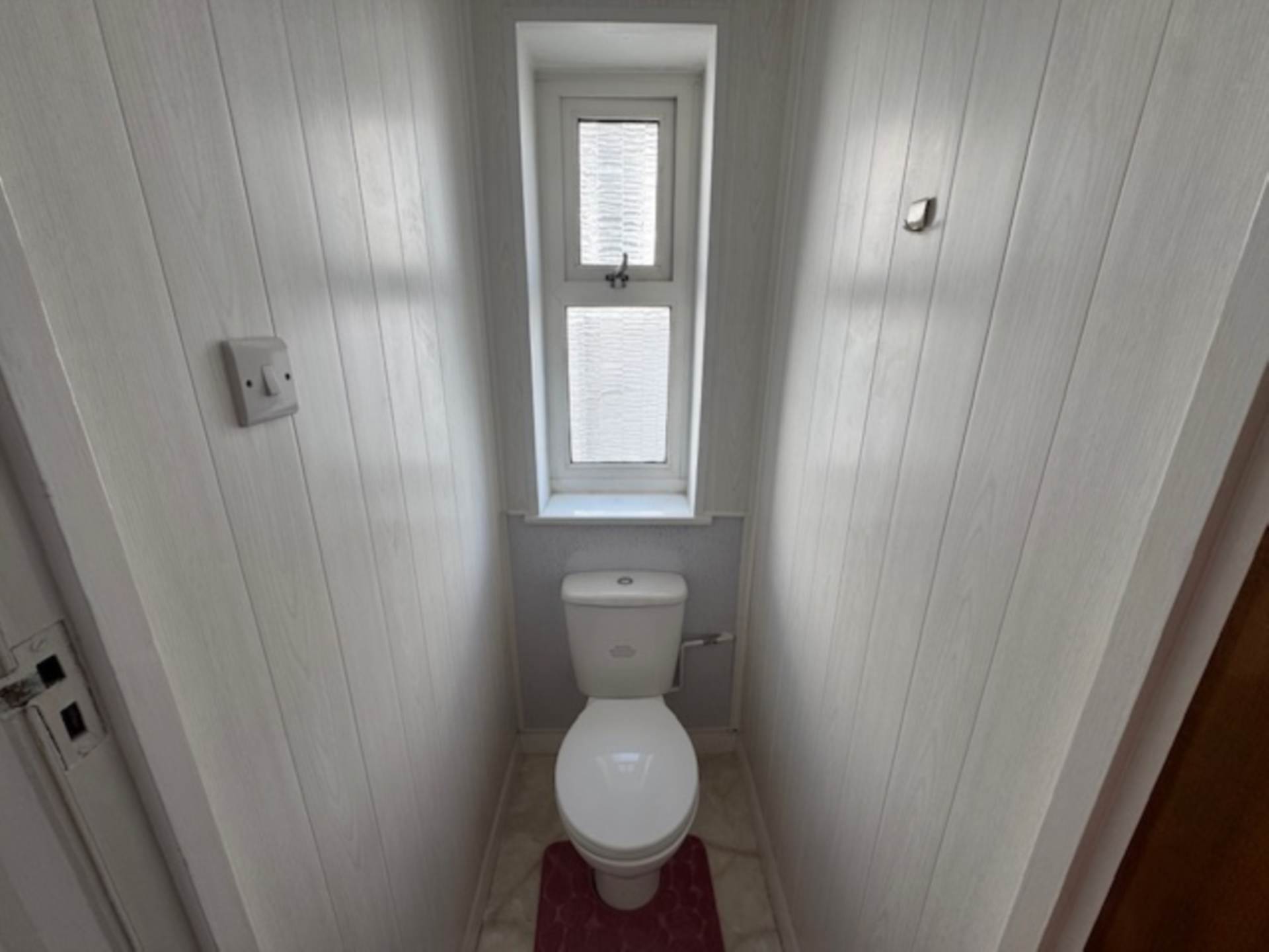 Woodford Avenue, Plympton, Image 13