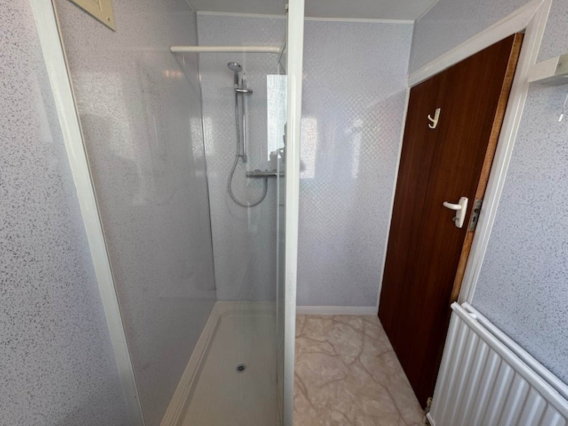 Woodford Avenue, Plympton, Image 15