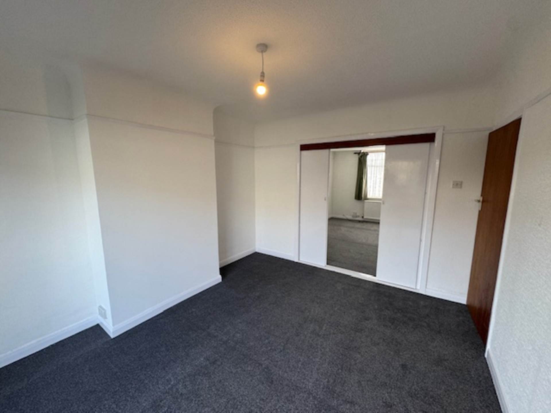 Woodford Avenue, Plympton, Image 4