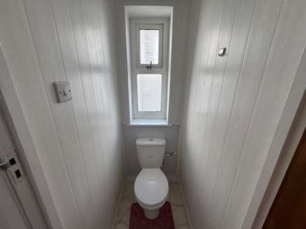 Woodford Avenue, Plympton, Image 13