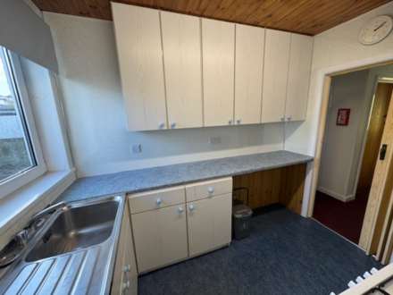 Woodford Avenue, Plympton, Image 7