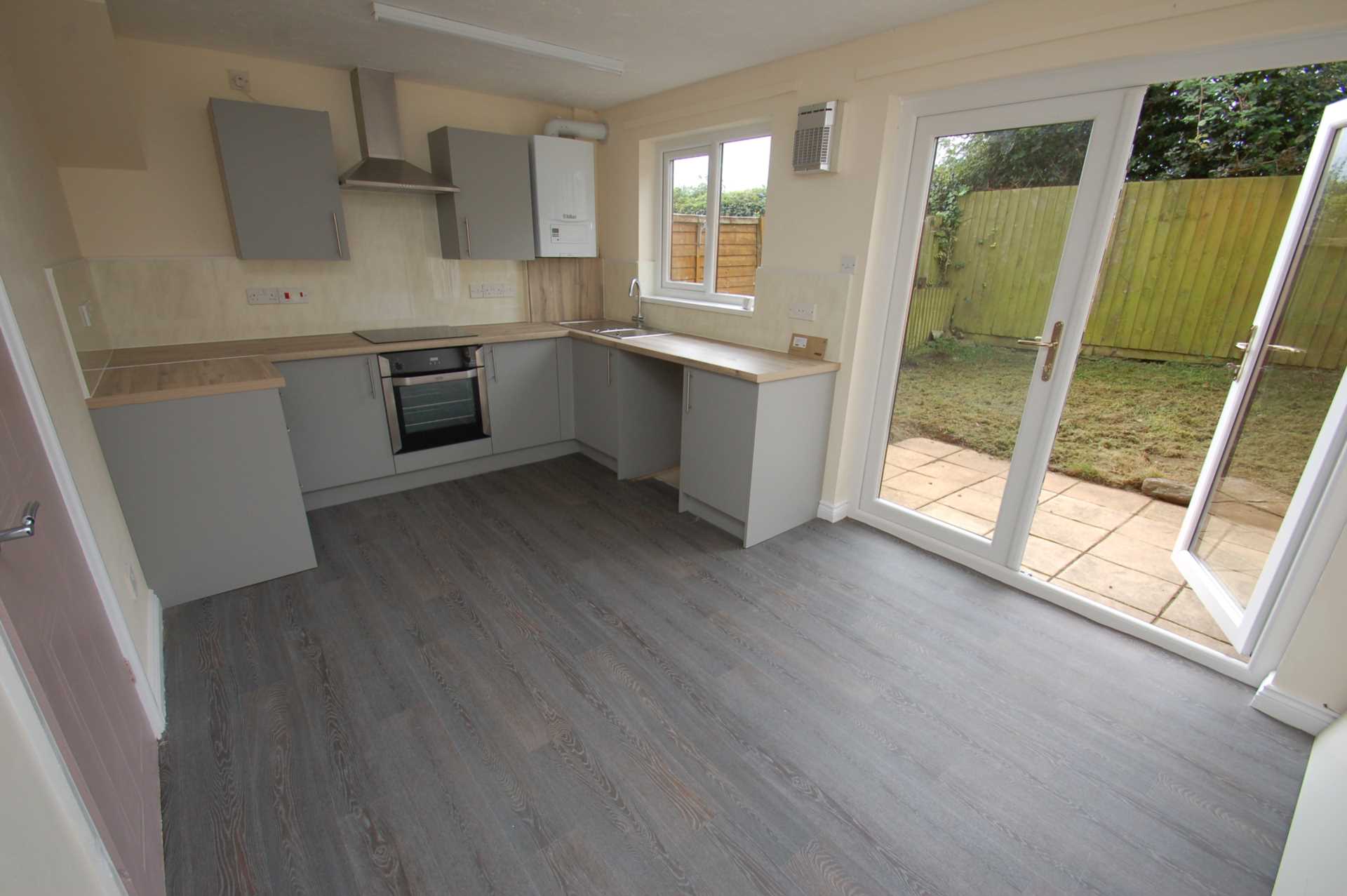 Honeysuckle Close, Paignton, Image 3