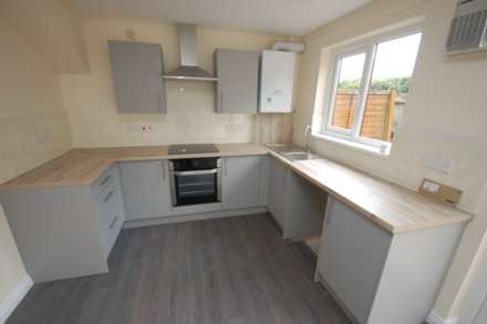 Honeysuckle Close, Paignton, Image 2