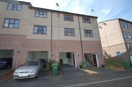 2 Bedroom Terrace, Grange Road, Torquay