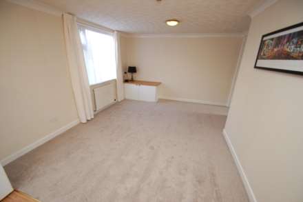 Alta Vista Road, Goodrington, Image 2