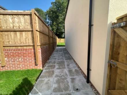Maple Grove, Ivybridge, Image 10