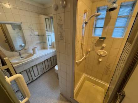 Castlewood Avenue, Newton Abbot, Image 10