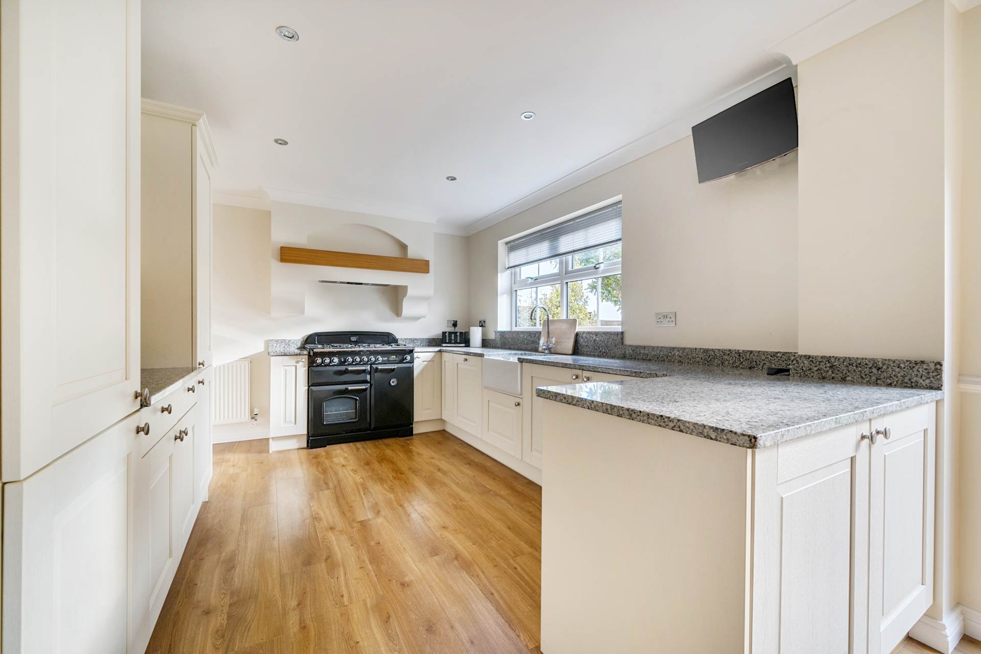 Glyncastle, Caversham Heights, Image 9