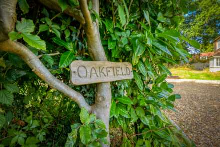 Russell Road, Tokers Green, Image 11