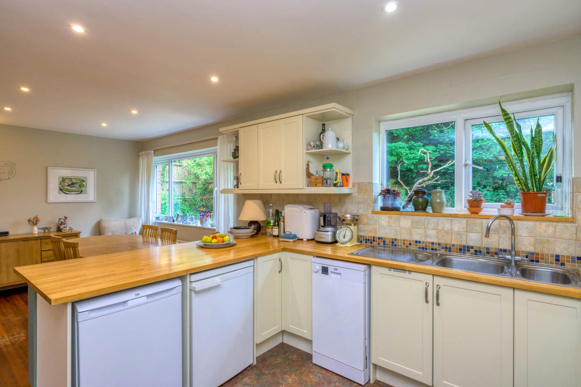 Longhurst Close, Caversham, Image 12