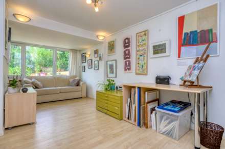 Longhurst Close, Caversham, Image 13