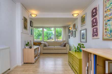 Longhurst Close, Caversham, Image 14