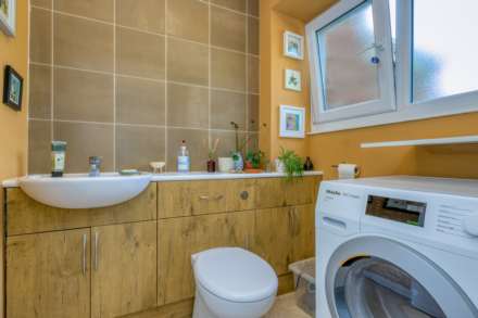 Longhurst Close, Caversham, Image 15