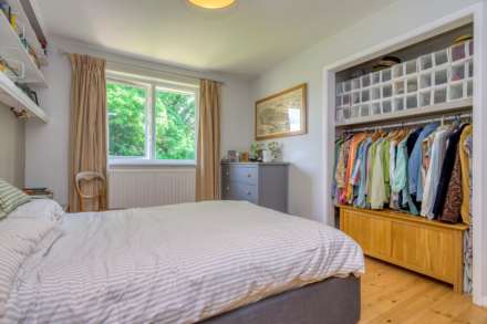 Longhurst Close, Caversham, Image 17