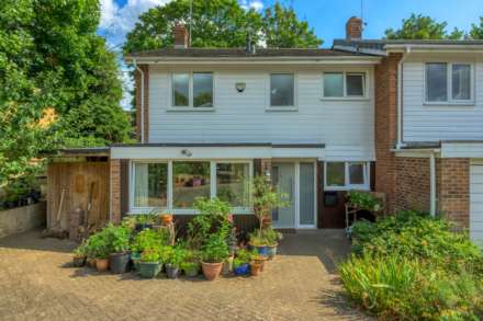 Longhurst Close, Caversham, Image 22