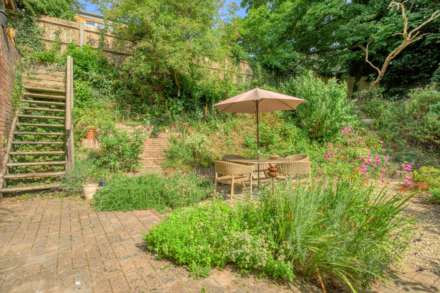 Longhurst Close, Caversham, Image 26